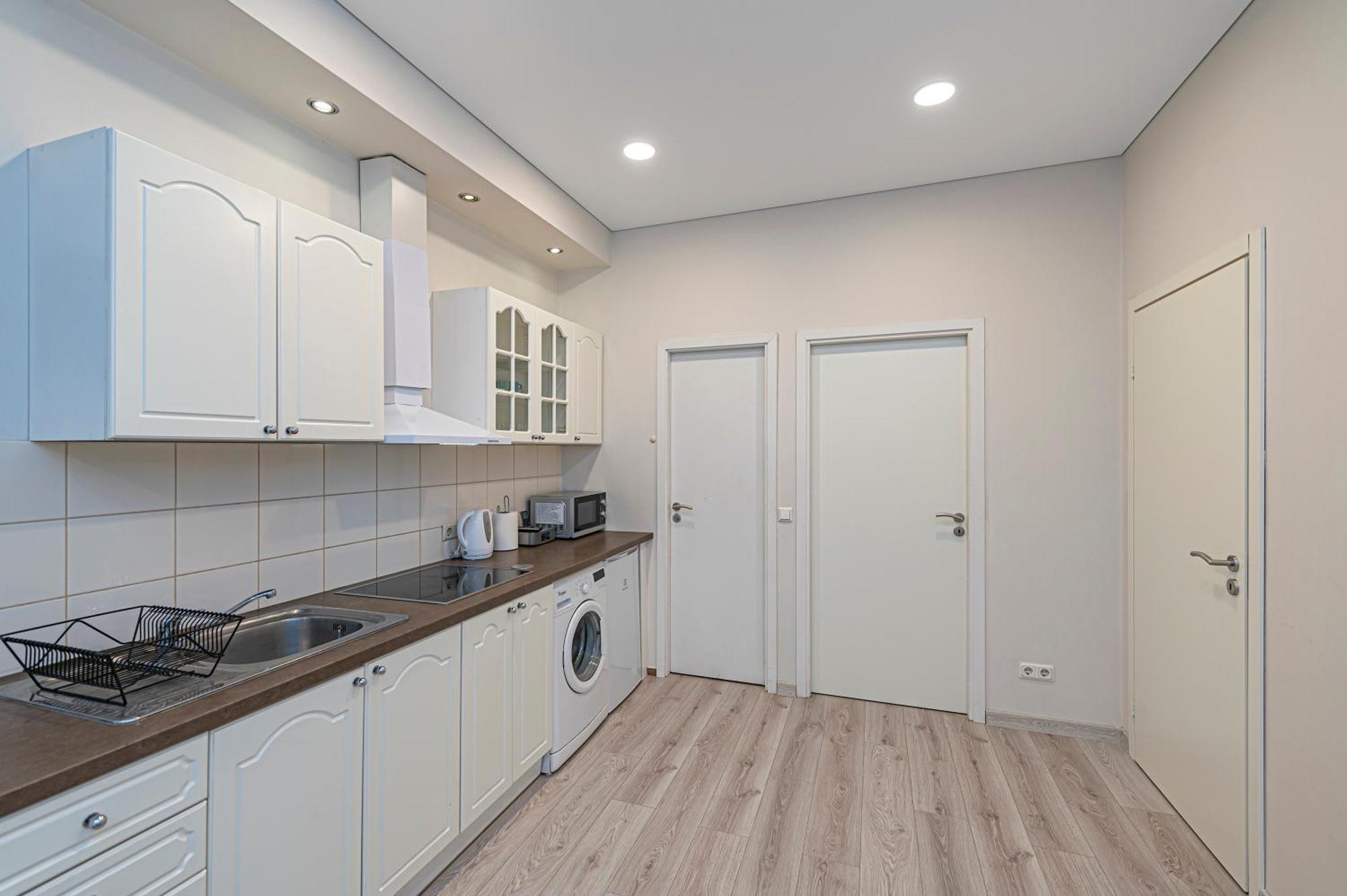 City Centre 3Bd Apartment By Hostlovers Kaunas Bagian luar foto