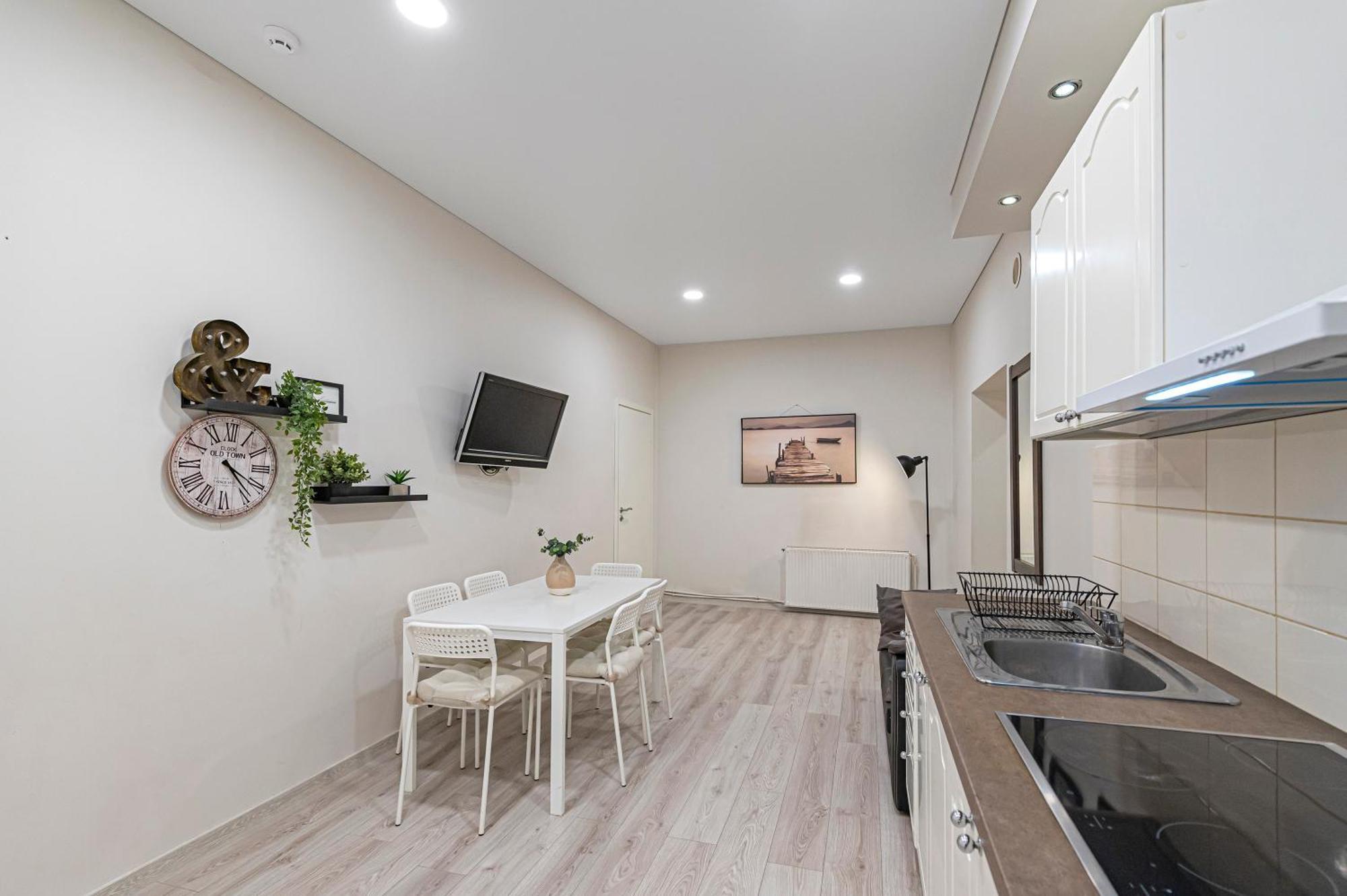 City Centre 3Bd Apartment By Hostlovers Kaunas Bagian luar foto