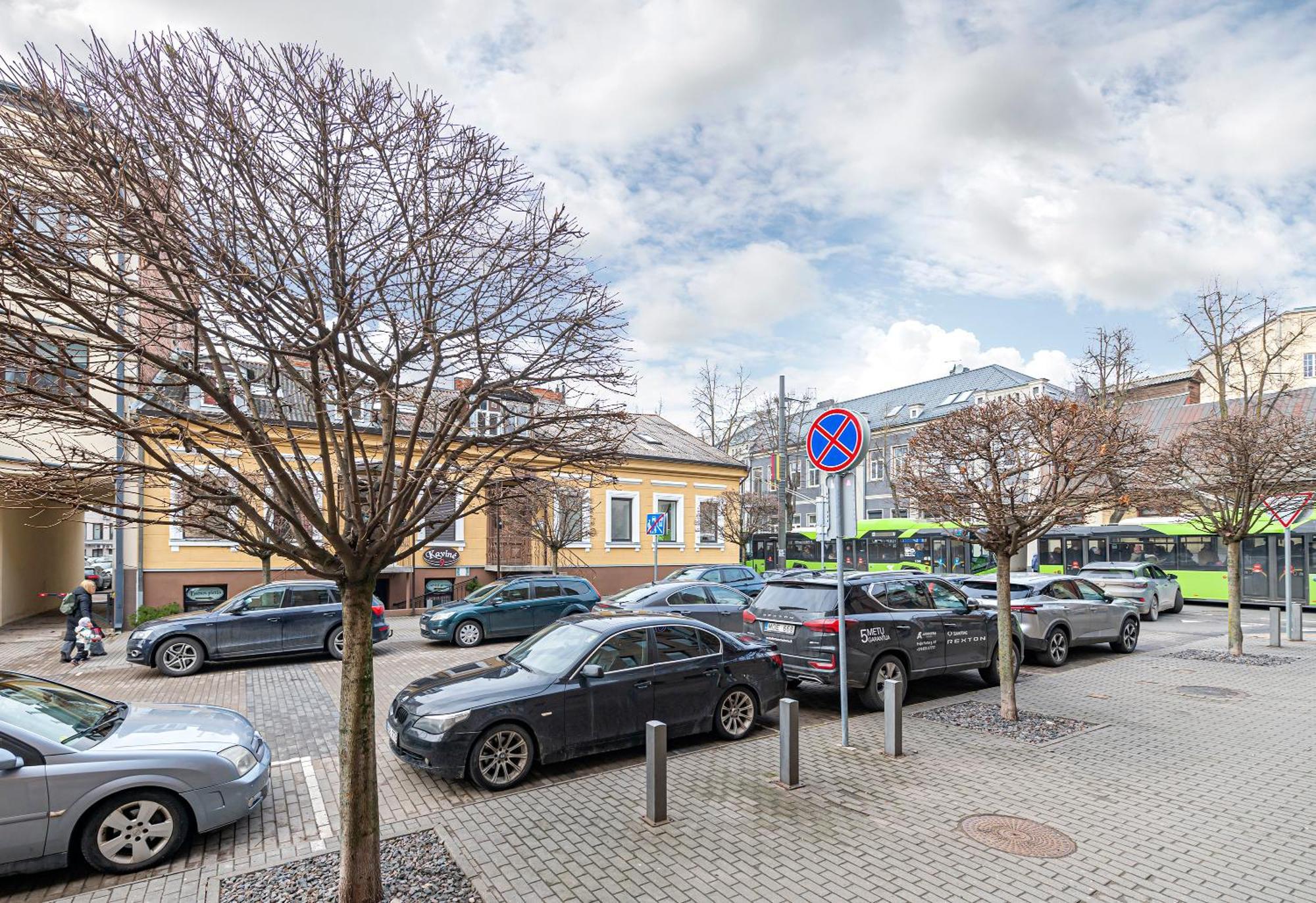 City Centre 3Bd Apartment By Hostlovers Kaunas Bagian luar foto